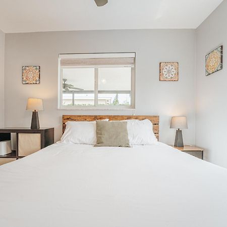 Home With A Pool Close To Beach And Fll Airport Pool Heated October- March Fort Lauderdale Extérieur photo