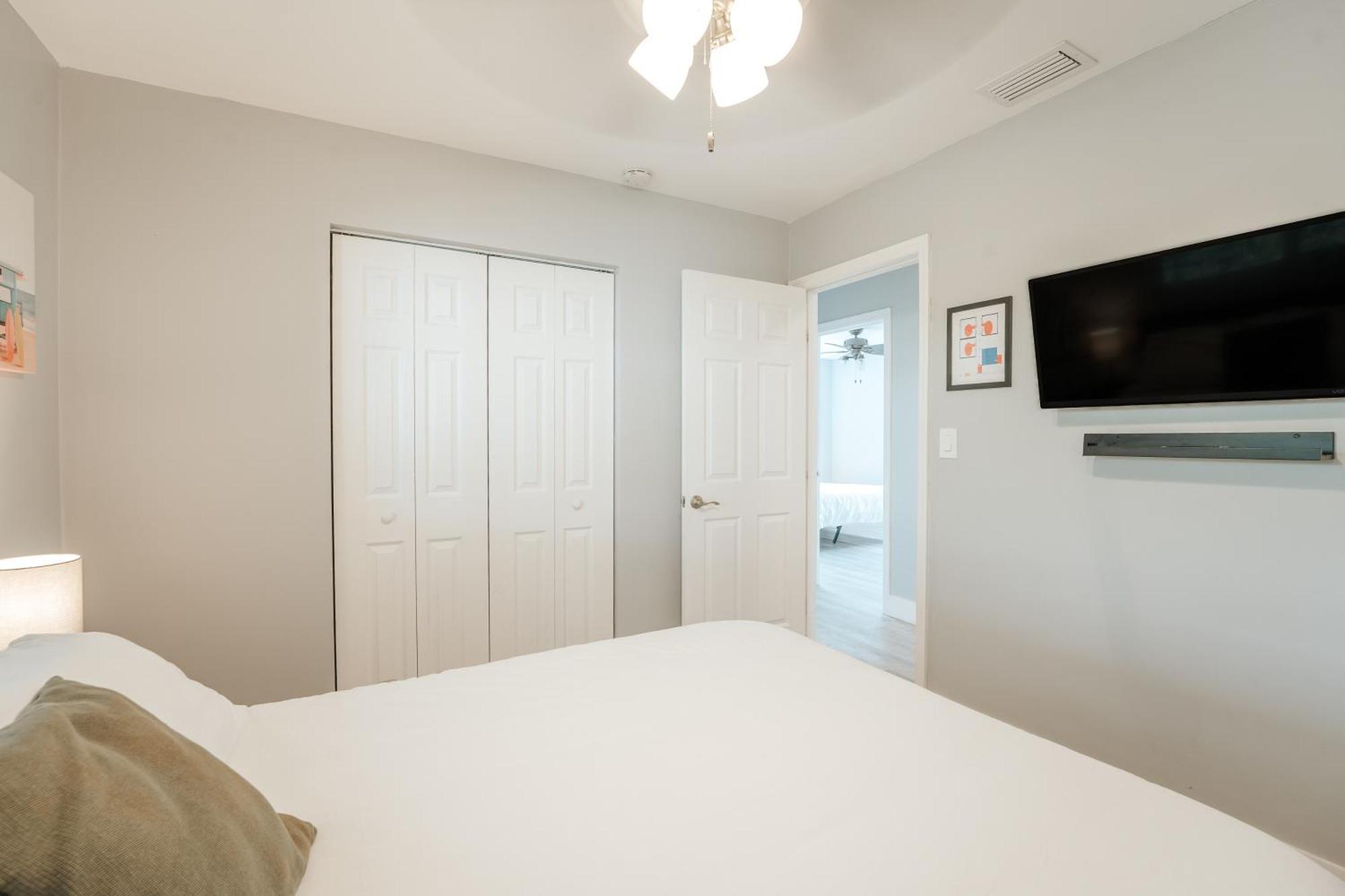Home With A Pool Close To Beach And Fll Airport Pool Heated October- March Fort Lauderdale Extérieur photo