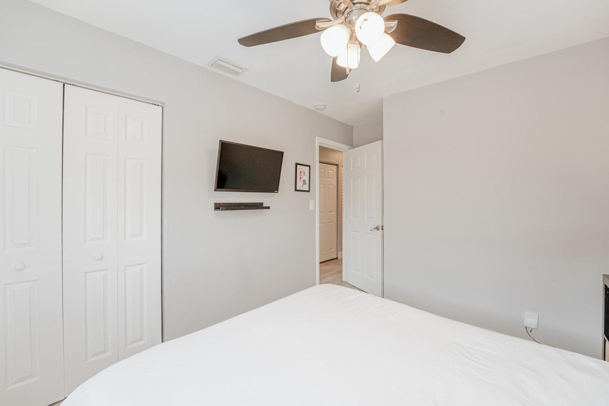 Home With A Pool Close To Beach And Fll Airport Pool Heated October- March Fort Lauderdale Extérieur photo