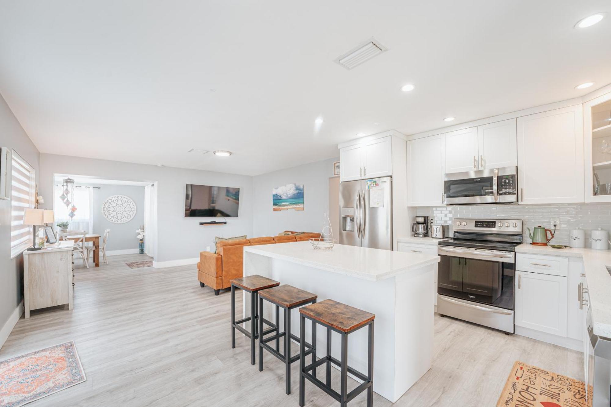 Home With A Pool Close To Beach And Fll Airport Pool Heated October- March Fort Lauderdale Extérieur photo