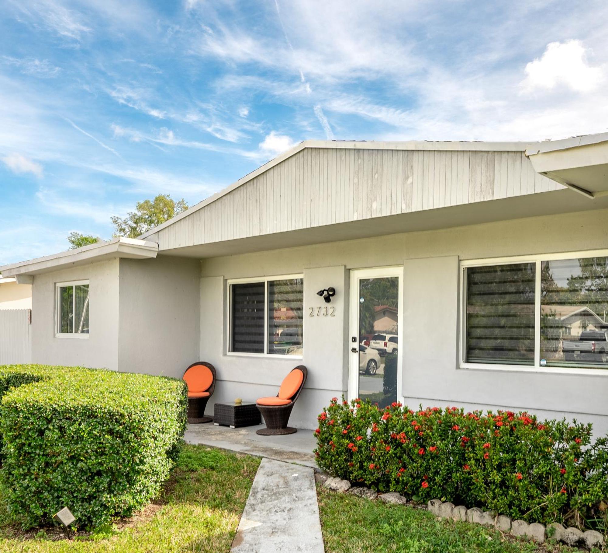 Home With A Pool Close To Beach And Fll Airport Pool Heated October- March Fort Lauderdale Extérieur photo